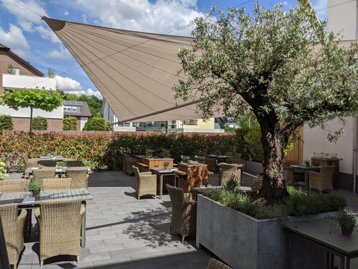 Hotel Schmachtendorf โอเบอร์เฮาเซิน ภายนอก รูปภาพ